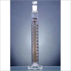 measuring-cylinder-with-interchangeable-stopper-hexagonal-base-9023