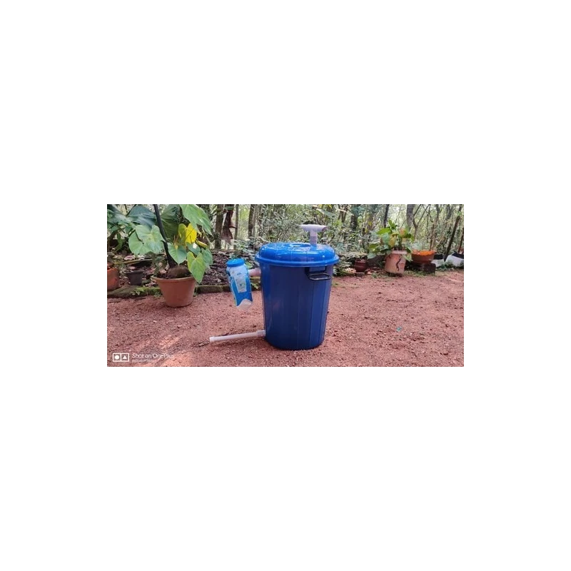 green-pvc-plastic-home-composting-bin-11254