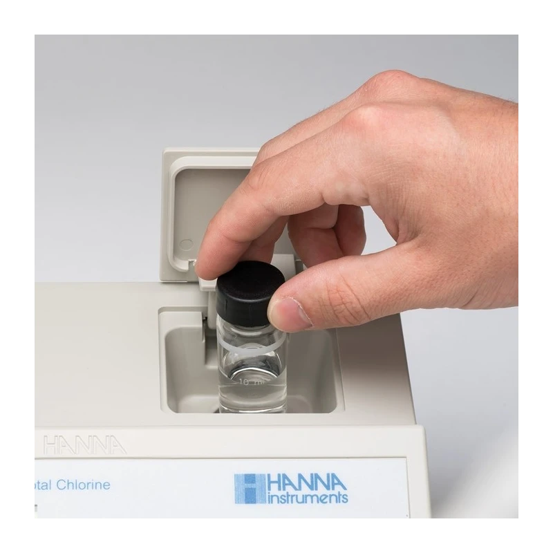  hanna-hi83414-epa-compliant-benchtop-turbidity-and-chlorine-meter-1