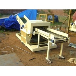 drum-wood-chipper-sawdust-making-machine-4