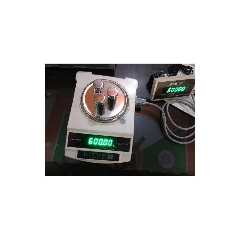 gold-weighing-balance-14109