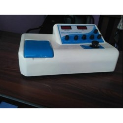 benchtop-digital-spectrophotometer-100mm-14039-1