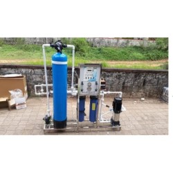 reverse-osmosis-250-lph-ro-plant-frp-water-storage-capacity-4000-l-14623