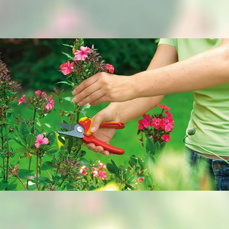 Wolf Garten Basic Plus Bypass Secateurs RR 1500 image-5