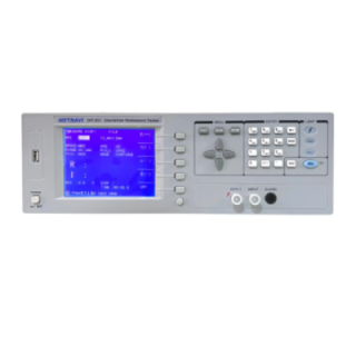 Metravi High-Precision Insulation Resistance Tester DIT-951 image-1