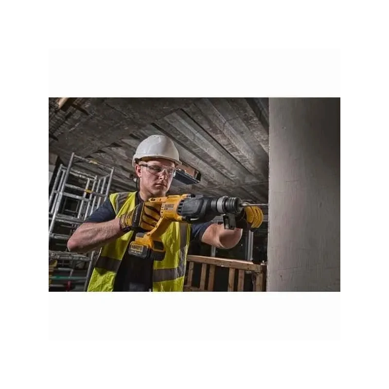 Dewalt DCH133M1-QW 26mm 18V 4Ah Li-ion SDS-Plus Hammer Drill Driver image-2