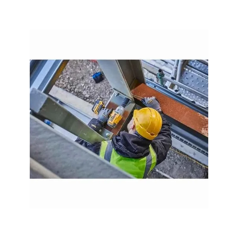 Dewalt DCF897N-XJ XR 18V 5Ah Li-ion 3/4 Inch High Torque Impact Wrench image-3