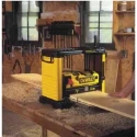 Dewalt DW733-QZ 1800W 13 Inch Portable Thickness Planer image-2