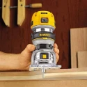 Dewalt D26200 900W 8mm Compact Router image-5