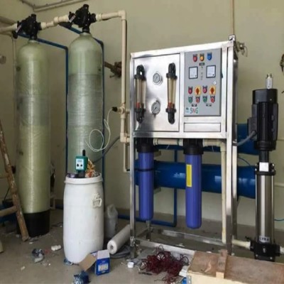 Borosil 500 ml Laboratory Glass Beaker Low Form Graduated | EnvMart