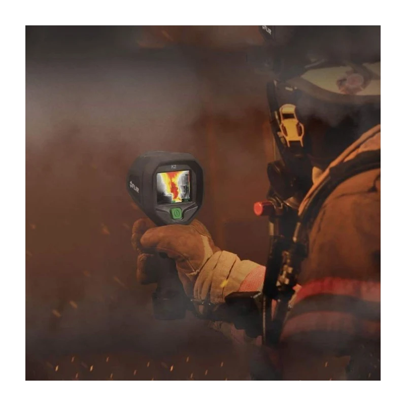  flir-thermal-imaging-camera-for-firefighting-19632-1