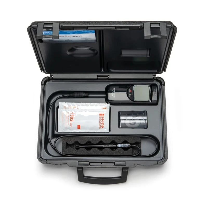 HI99300 Portable Low Range EC/TDS and Temperature Meter, IP67, 0–3999 µS/cm, 0–2000 ppm | EnvMart