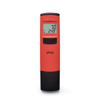 Hanna HI98107 Waterproof Pocket pH Tester, 0.1 pH Resolution, Automatic Temp Compensation | EnvMart