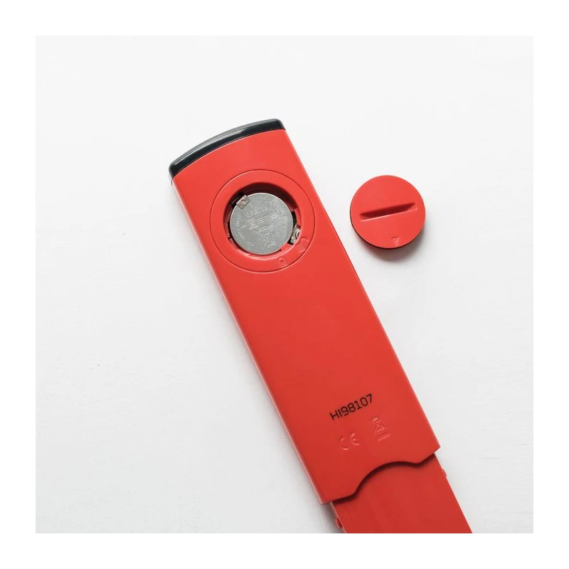 Hanna HI98107 Waterproof Pocket pH Tester, 0.1 pH Resolution, Automatic Temp Compensation | EnvMart