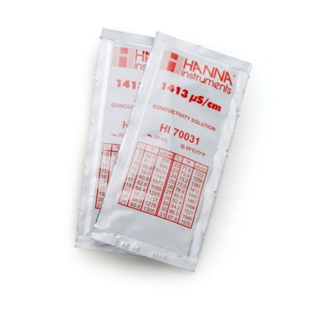 HI70031C 1413 µS/cm Conductivity Standard Sachets 25 x 20 mL NIST Traceable | EnvMart