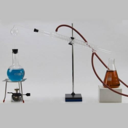 borosilicate-glass-distillation-apparatus-for-chemical-laboratory-17342