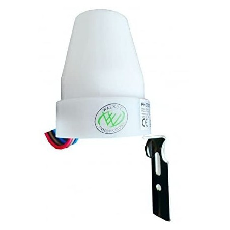 walnut-innovations-automatic-street-light-sensor-switch-day-night-switch-21833