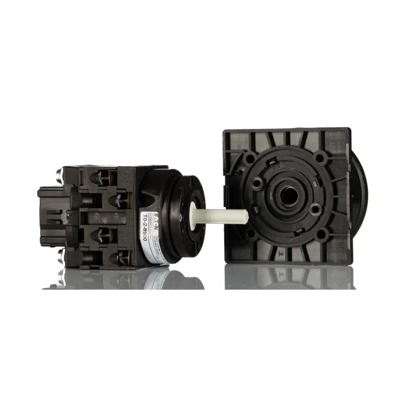 Eaton 3-Pole Flush Isolator Switch IP65, 20A, 5.5 kW T0-2-8900/EA/SVB-SW