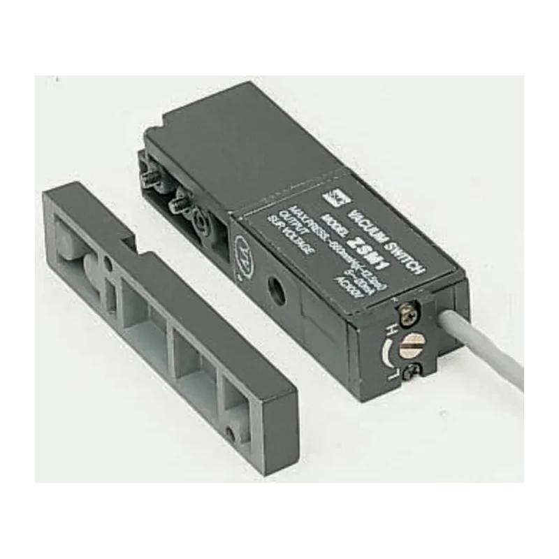 SMC Vacuum Switch -80 kPa to -27 kPa, Solid State Output, 10mA, 1/8 in Port, 100V AC, ZSM1-021L