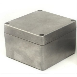 RS PRO RJ Series Aluminium Enclosure IP66, IK09, 90 mm x 140 mm x 140 mm Silver Lid 