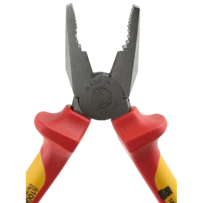 RS PRO Combination Plier, VDE/1000V Approved, 160mm, ESD Safe, 30mm Jaw, Chrome Finish 161-192