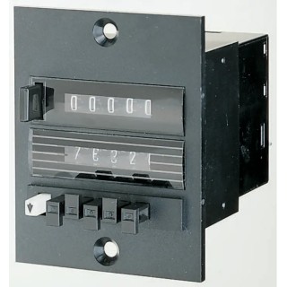 Hengstler Electronic 5-Digit Batch Counter 10 Hz 230V Panel Mount 0 886 290
