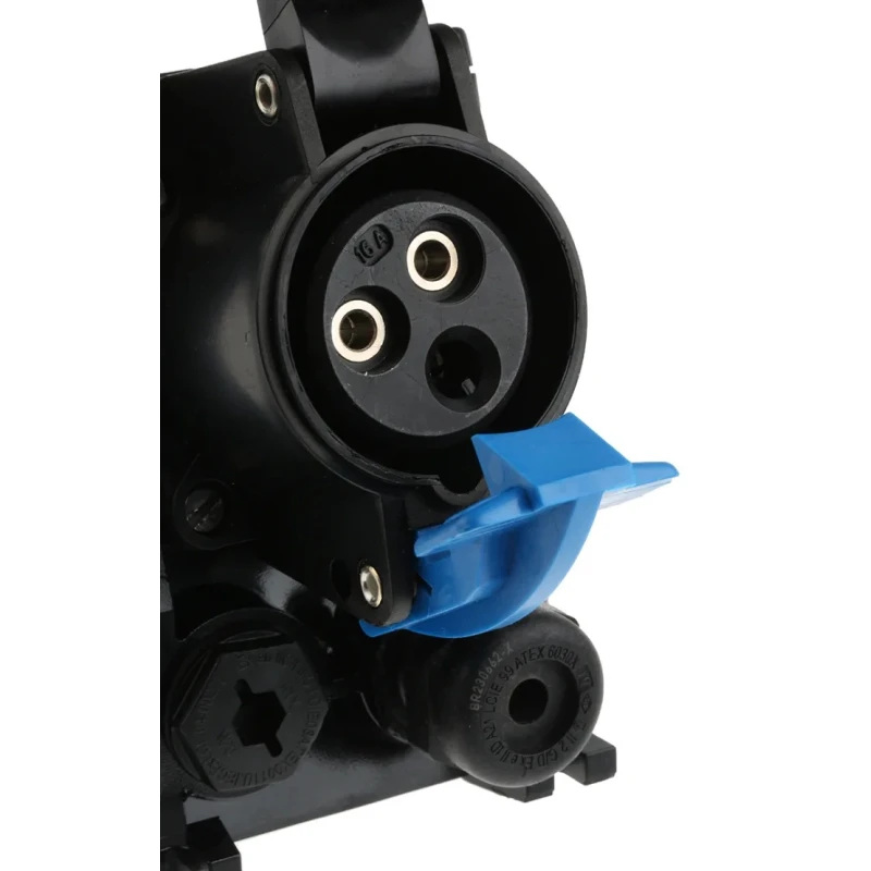 Emerson Appleton Surface Mount Industrial Power Connector 16A, 2P+PE, Polycarbonate, IP66, Blue 