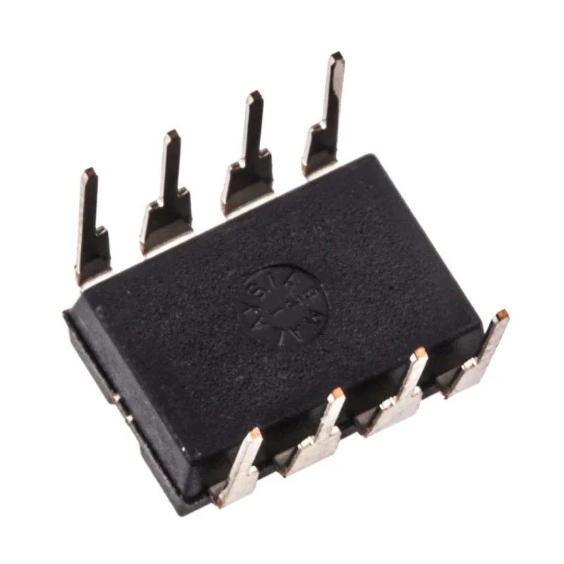 Texas Instruments 8-Pin PDIP PWM Controller 5-Channel, 500kHz, 125V, Current Mode, Through Hole UC3843AN