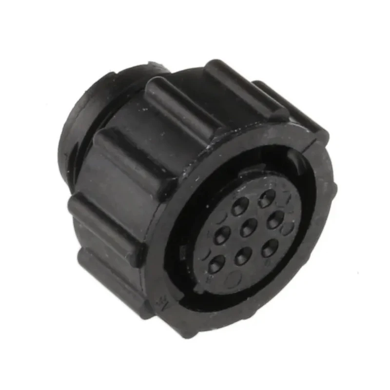 TE Connectivity Circular Connector Plug, Female, 8 Contacts, Cable Mount, Standard Size, IP67, CPC Series, 250V 205838-1