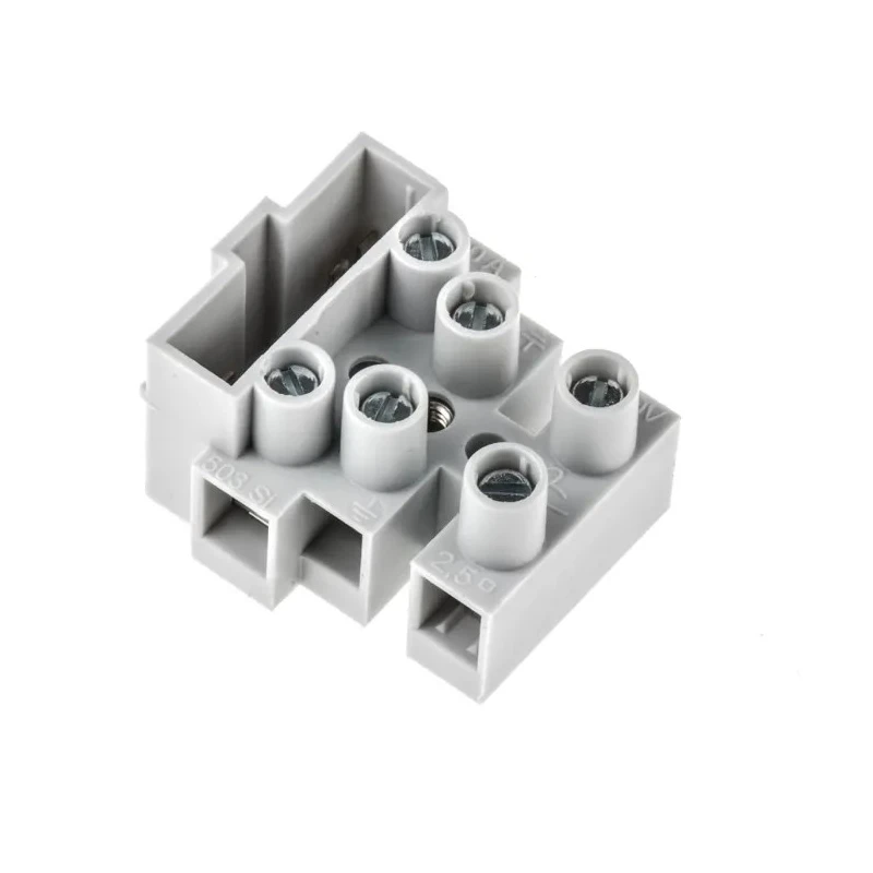 RS PRO Fuse Terminal Block, 3-Way, 10A, 250V, 6mm² Wire, Nylon Screw Panel Mount 452-625