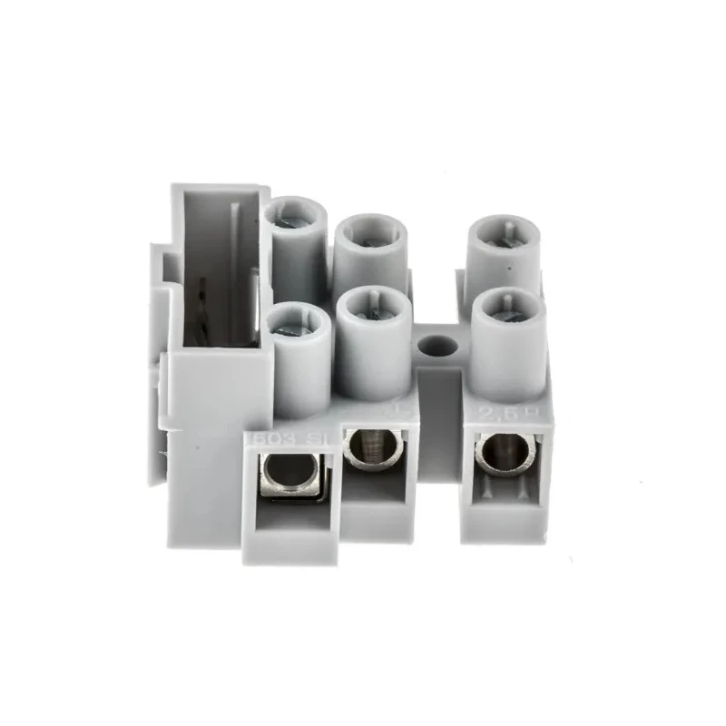 RS PRO Fuse Terminal Block, 3-Way, 10A, 250V, 6mm² Wire, Nylon Screw Panel Mount 452-625