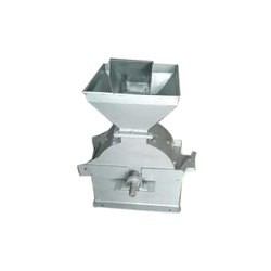 n-s-steel-mild-steel-semi-automatic-rock-salt-grinding-machine-1