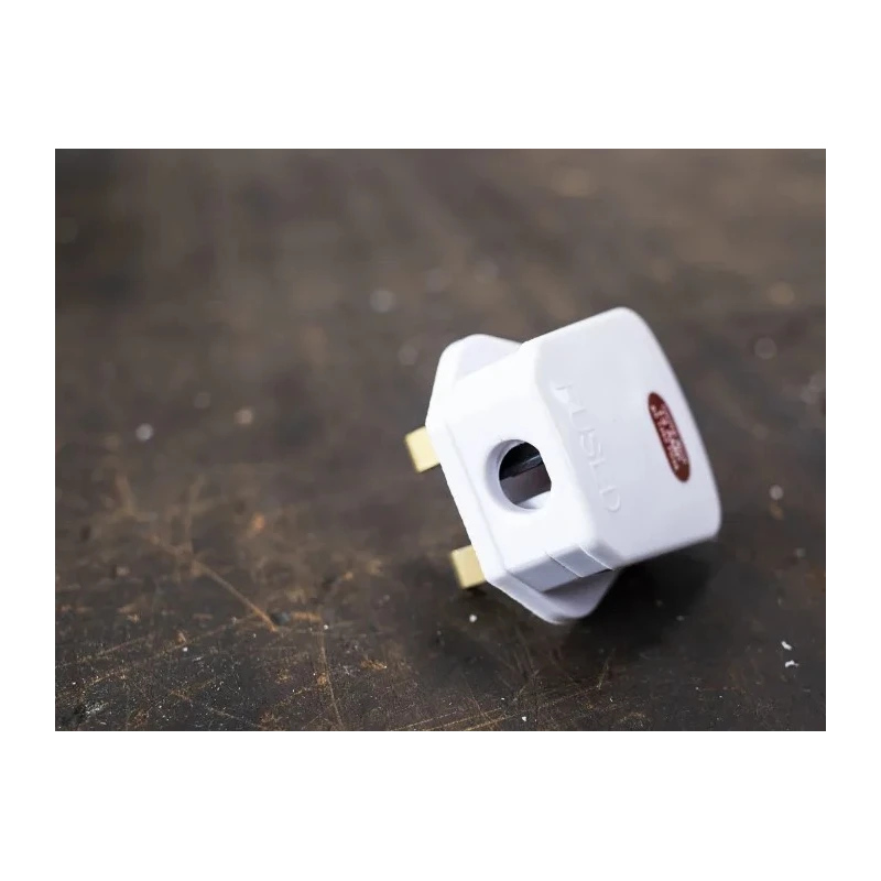 RS PRO 13A 250V UK Mains Plug, White, Thermoplastic Urea Formaldehyde Clamp, BS1363 Type G 490-015