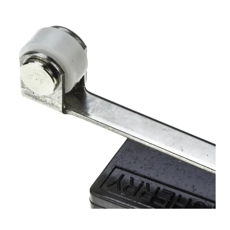 ZF Long Roller Lever Micro Switch, Screw Terminal, 20A, 250 V AC, SPDT GPTCRS01