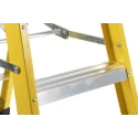 RS PRO Fibreglass Step Ladder 1.33m Platform Height 150kg Load Capacity Aluminium Rungs EN131 553-816