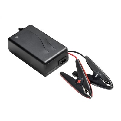 Mascot Lead Acid Battery Charger 12V, 4A, 6 Cells, 3-Stage Charge Control, Model 2440012000