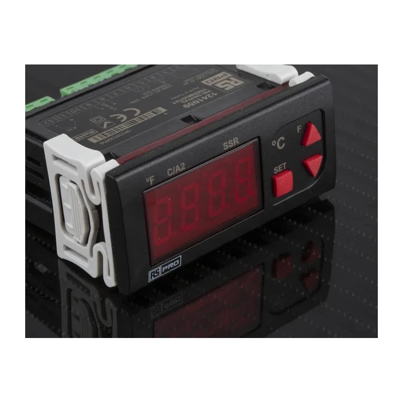 RS PRO Panel Mount On-Off Temperature Controller, 1 Input, 2 Output Solid State Relay, 253V AC, PID Controller ET2011