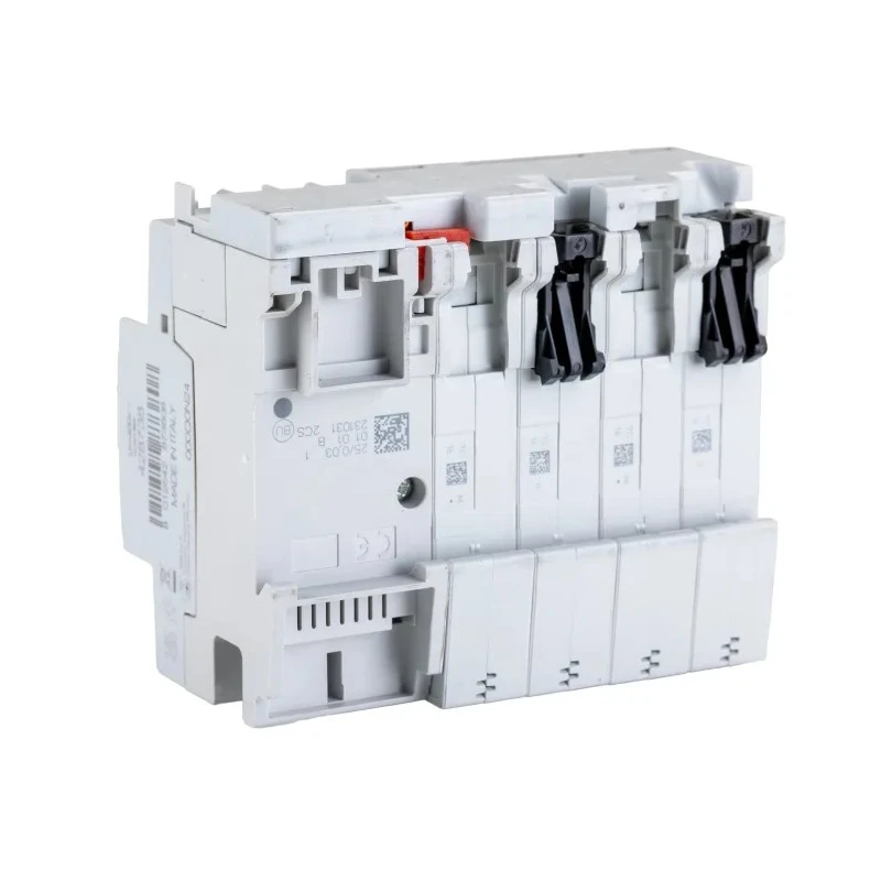 ABB Residual Current Circuit Breaker with Overload Protection, 16A, 4-Pole, 400V AC, 30mA Type C DS200 2CSR254001R1164