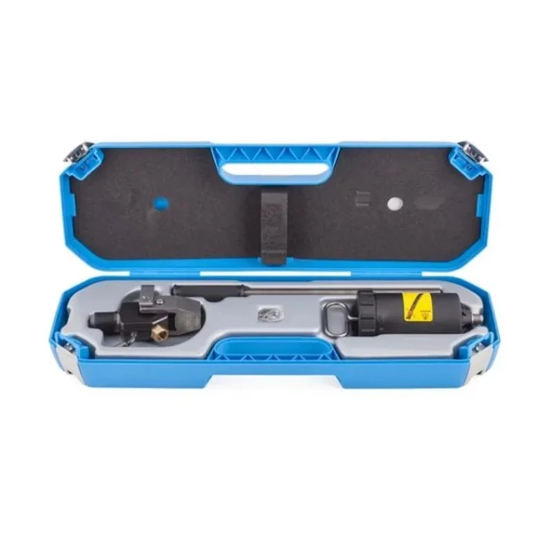SKF Hydraulic Hand Pump 3000 bar, 0.2 L Oil Capacity, Manual Type 226400 E