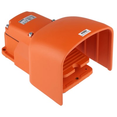 RS PRO Heavy Duty Momentary Foot Switch, SPCO, Cast Iron Housing, 20A, Guard Cover, IP65 125-3714