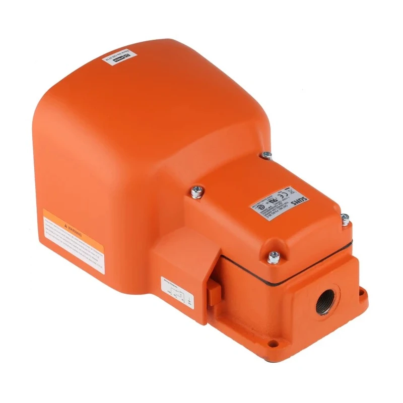 RS PRO Heavy Duty Momentary Foot Switch, SPCO, Cast Iron Housing, 20A, Guard Cover, IP65 125-3714