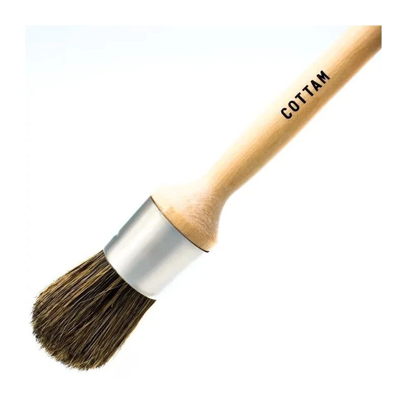 Cottam Thin Natural Paint Brush with Round Bristles, 31mm Wooden Handle 134-7415