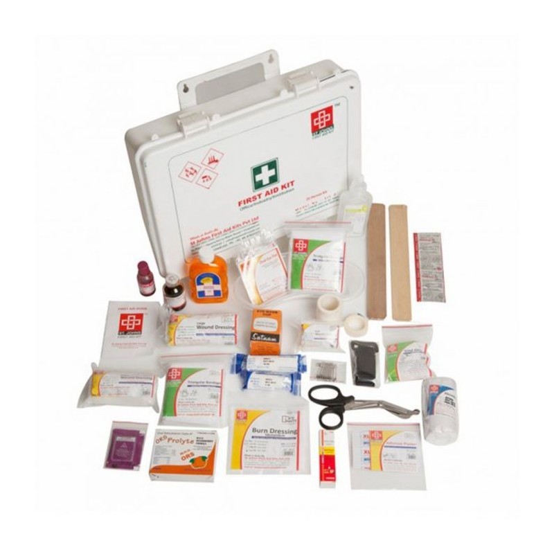 st-johns-first-aid-workplace-kit-large-plastic-box-p1-21747