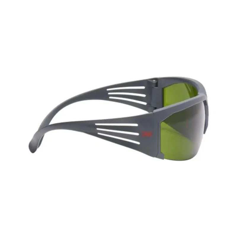 3M SecureFit 600 Series Welding Glasses with Shade 3 Green Polycarbonate Lens, Anti-Mist, Anti-Fog Coating SF630AS-EU