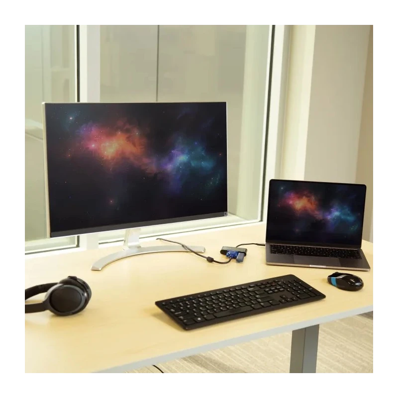 StarTech.com USB-C Docking Station with VGA 2048 x 1280 Pixel Resolution, USB 3.0 Port, Thunderbolt 3 Compatible CDP2VGAUACP