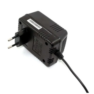 RS PRO 11 W 12V DC Output AC/DC Adapter Type C 2.1 x 5.5 x 12 mm Centre Positive 139-1790