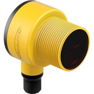 Banner Diffuse Photoelectric Sensor, Barrel Style, 400 mm Detection Range, PNP Output, IP69K, Plastic PBT T30SP6FF400Q