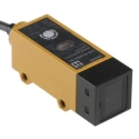 Omron Retroreflective Photoelectric Sensor Block, 300 mm Detection Range, PNP Output, IP67 Rated, Die Cast E3S-RS30B4-30