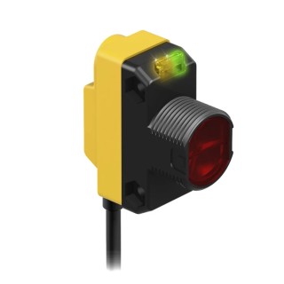 Banner Through Beam Photoelectric Sensor, Block Sensor, 50 mm Detection Range, NPN Output, IP67, 30V DC Maximum QS18VN6FF50