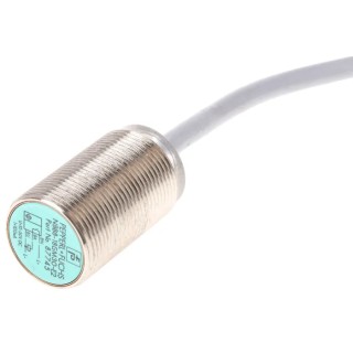 Pepperl + Fuchs Threaded Barrel Inductive Proximity Sensor M18 PNP 36 V DC 200 mA 100 mm NBB8-18GM30-E2